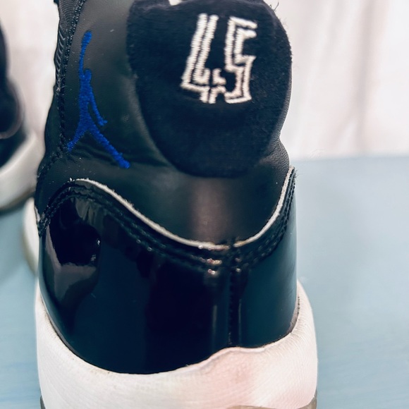Nike Air Jordan 11 Retro Space Jam size 6 Youth - Picture 9 of 11